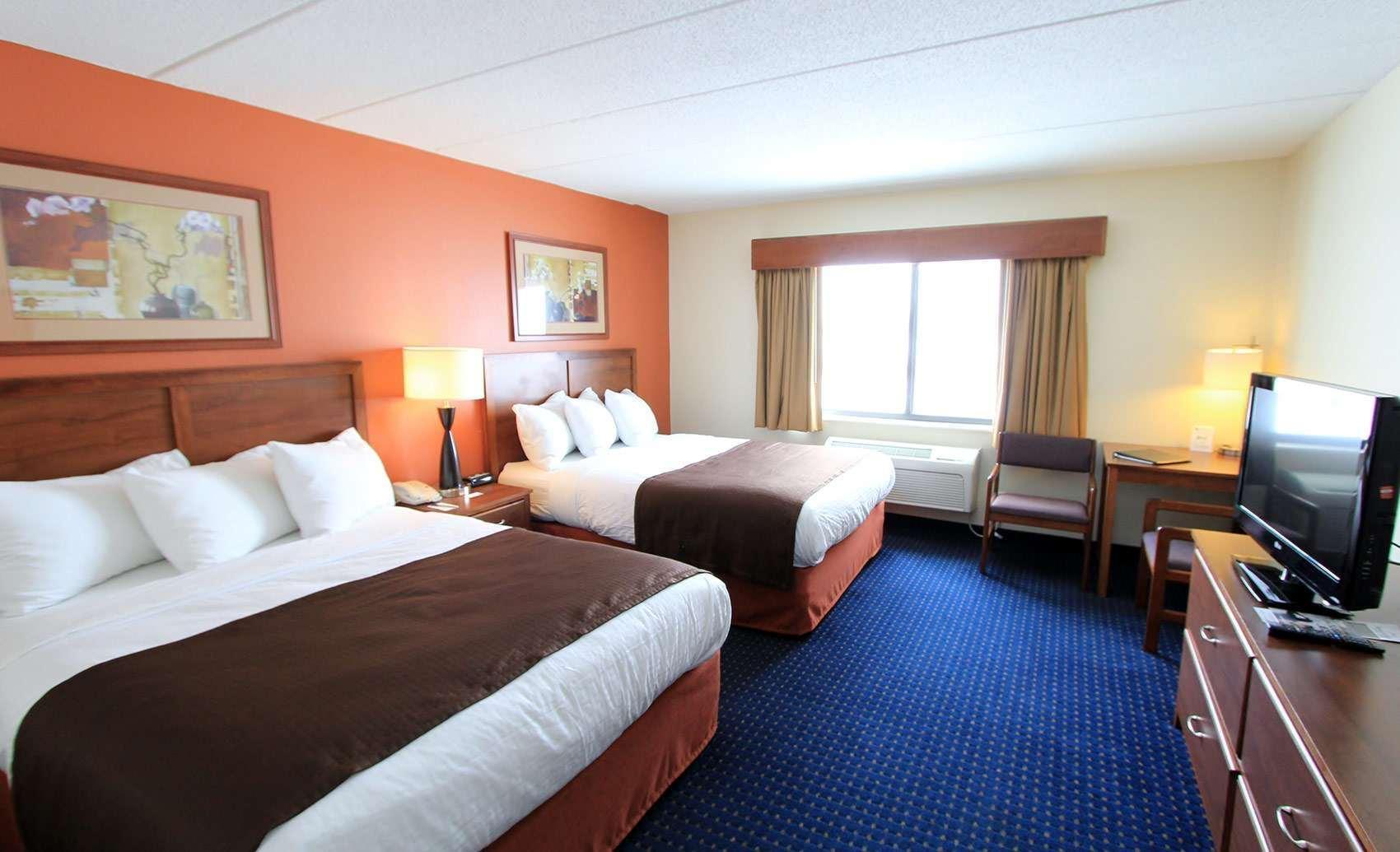 Americinn By Wyndham Cedar Rapids Airport Buitenkant foto