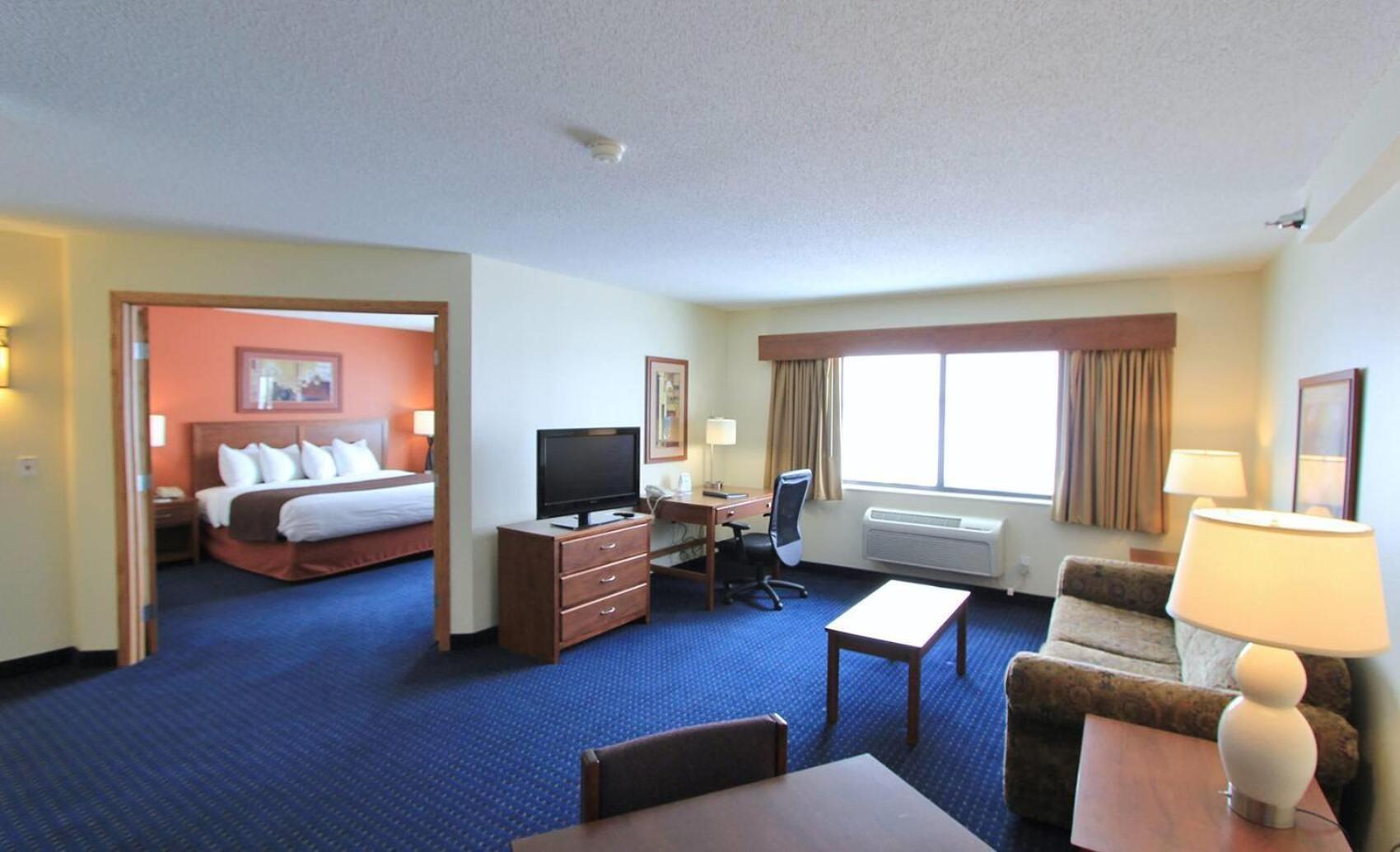Americinn By Wyndham Cedar Rapids Airport Buitenkant foto