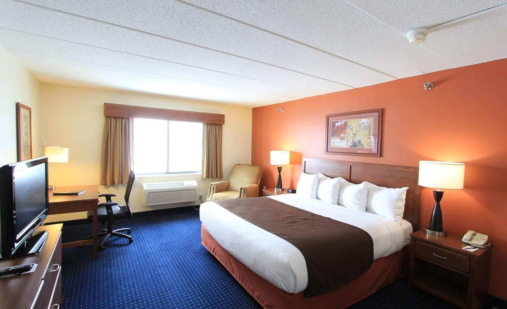 Americinn By Wyndham Cedar Rapids Airport Buitenkant foto