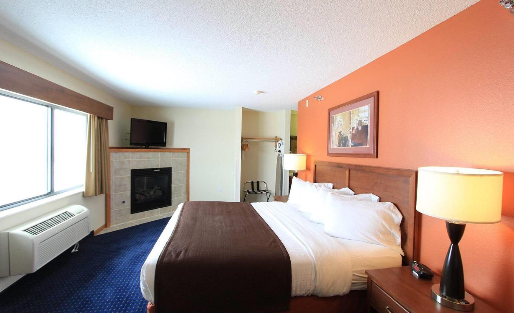 Americinn By Wyndham Cedar Rapids Airport Buitenkant foto
