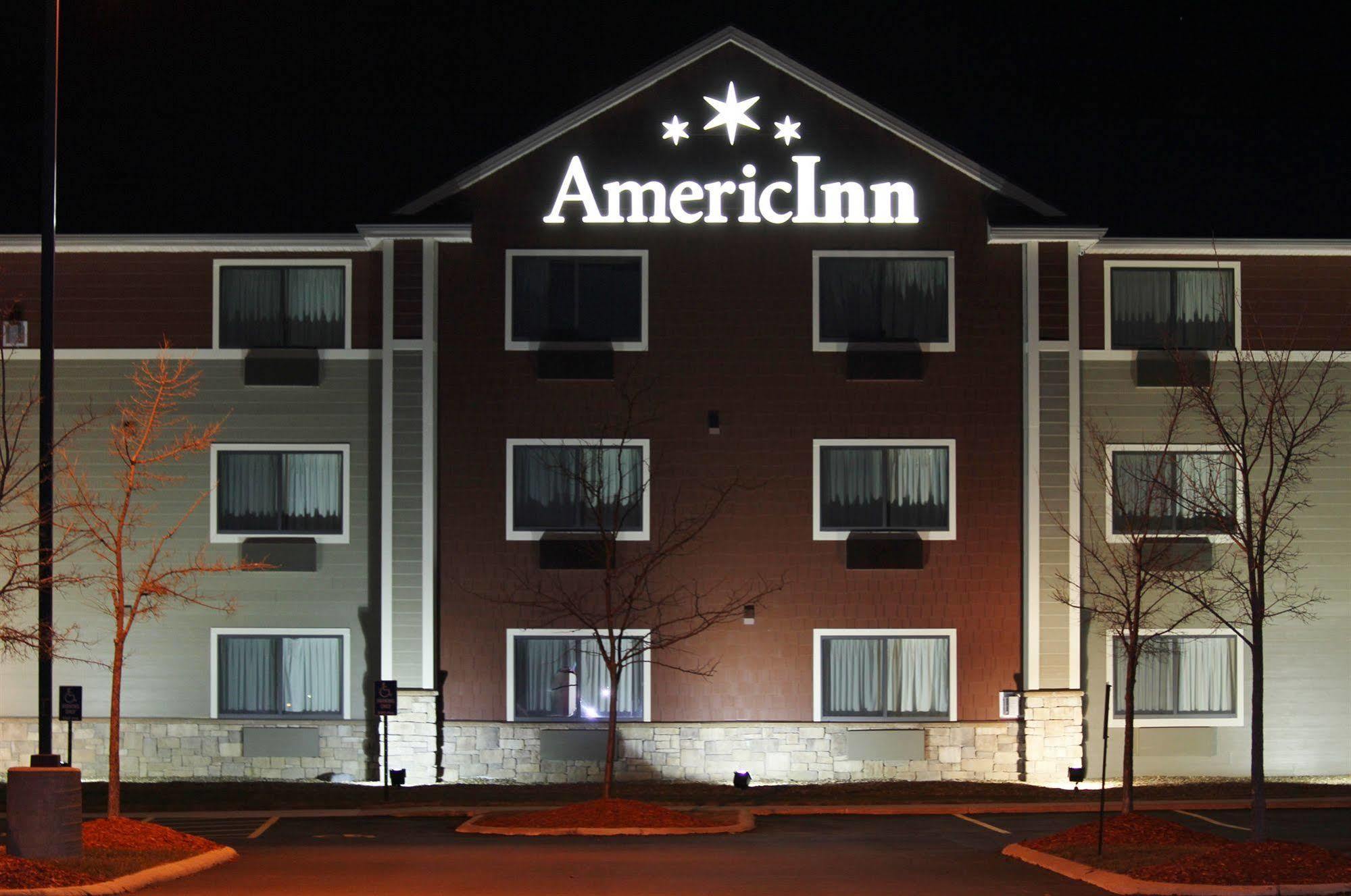 Americinn By Wyndham Cedar Rapids Airport Buitenkant foto
