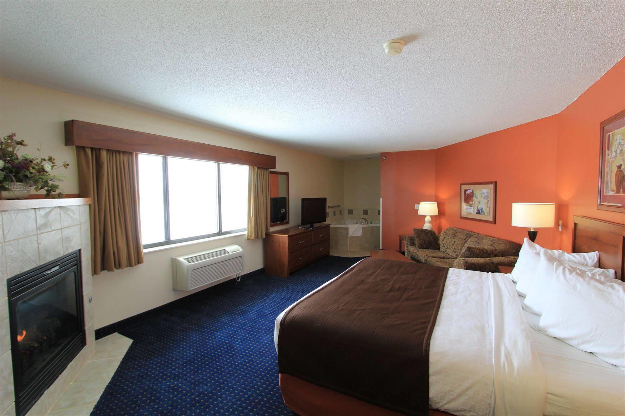 Americinn By Wyndham Cedar Rapids Airport Buitenkant foto