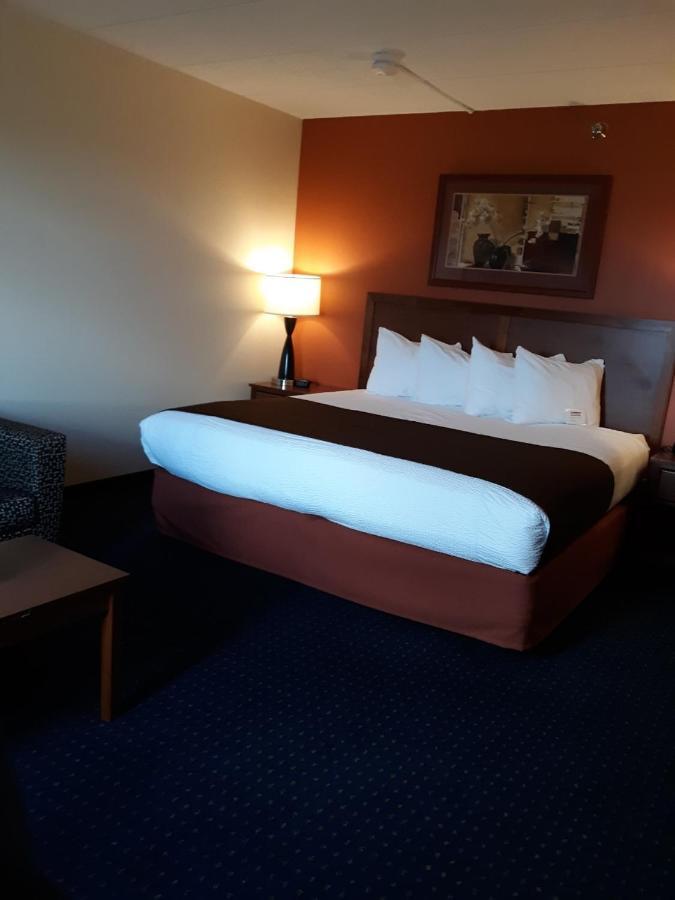 Americinn By Wyndham Cedar Rapids Airport Buitenkant foto